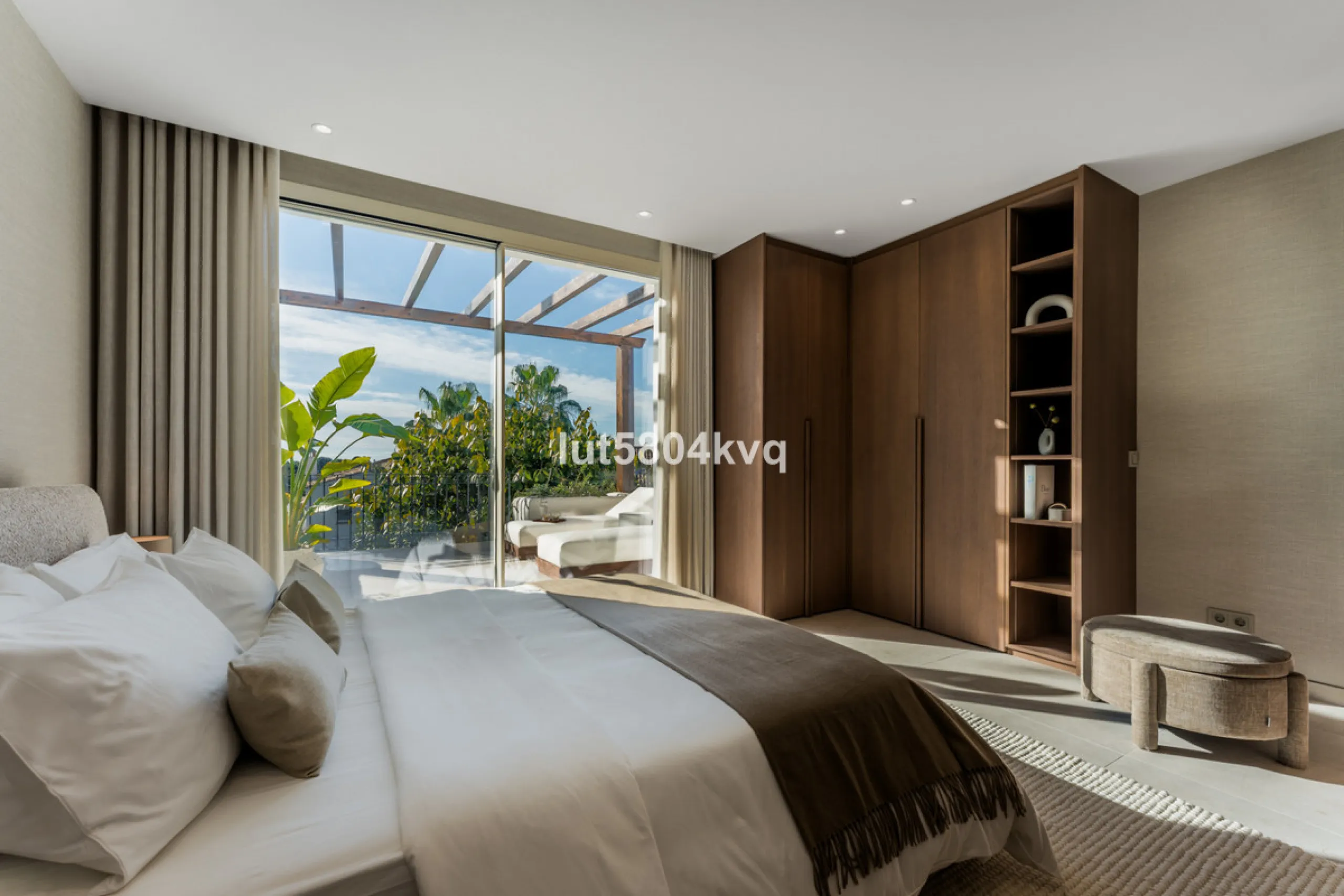 Semi-Detached Villa in Altos de Salamanca – Marbella's Golden Mile