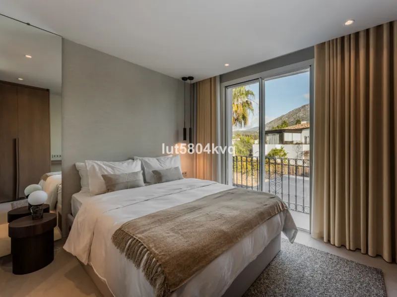 Semi-Detached Villa in Altos de Salamanca – Marbella's Golden Mile