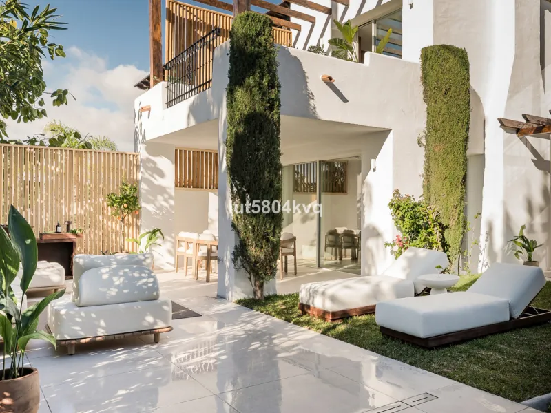 Semi-Detached Villa in Altos de Salamanca – Marbella's Golden Mile