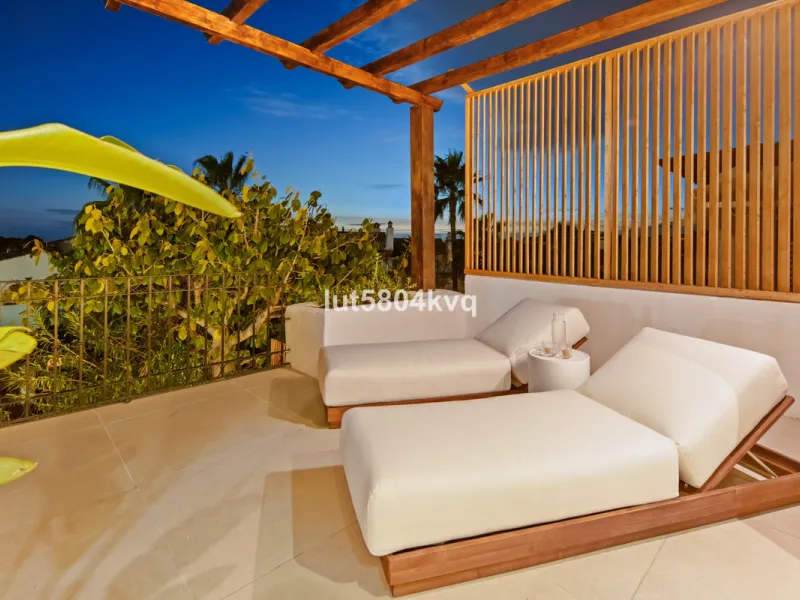 Semi-Detached Villa in Altos de Salamanca – Marbella's Golden Mile