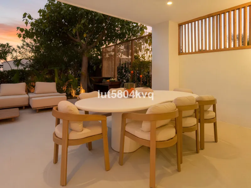 Semi-Detached Villa in Altos de Salamanca – Marbella's Golden Mile