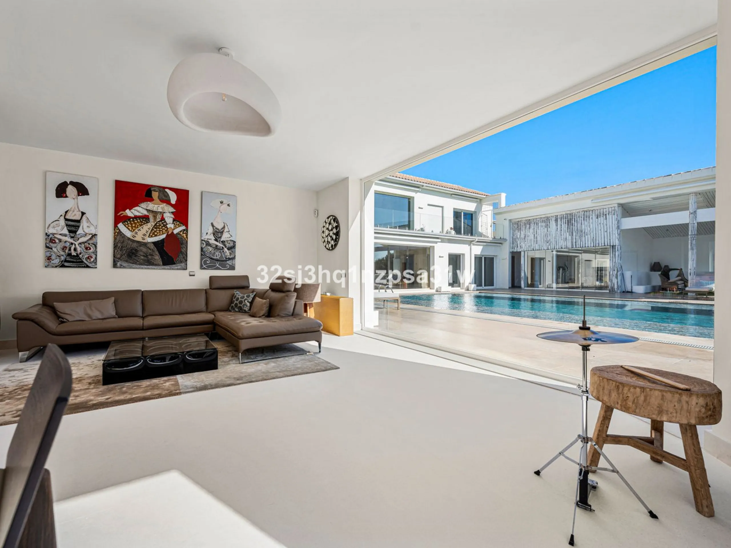 Tucked away in the prestigious heart of Guadalmina Alta, this fully renovated villa (finishes February 2026) is a refined statement of modern Mediterranean luxury, designed for effortless living and exceptional long-term value.
