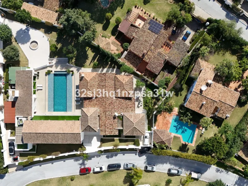 Tucked away in the prestigious heart of Guadalmina Alta, this fully renovated villa (finishes February 2026) is a refined statement of modern Mediterranean luxury, designed for effortless living and exceptional long-term value.