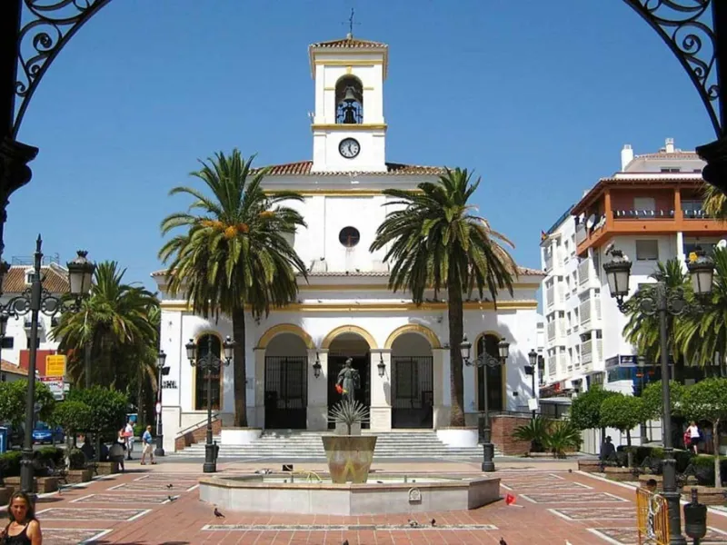 Apartment - Penthouse Duplex в продаже в Marbella, Málaga. В доме 4 спален и 3 ванных комнат. Площадь дома 150 м²