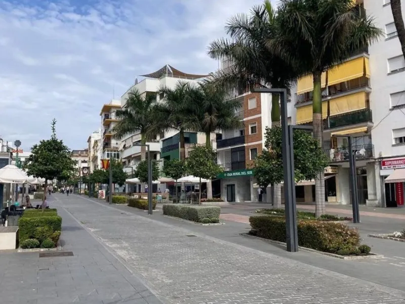 Apartment - Penthouse Duplex в продаже в Marbella, Málaga. В доме 4 спален и 3 ванных комнат. Площадь дома 150 м²