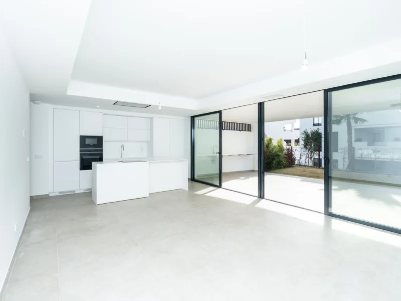 Exclusive ground floor apartment with private garden located in a modern resort-style residential complex in Cancelada, on the prestigious New  Milla de Oro (**Estepona**).