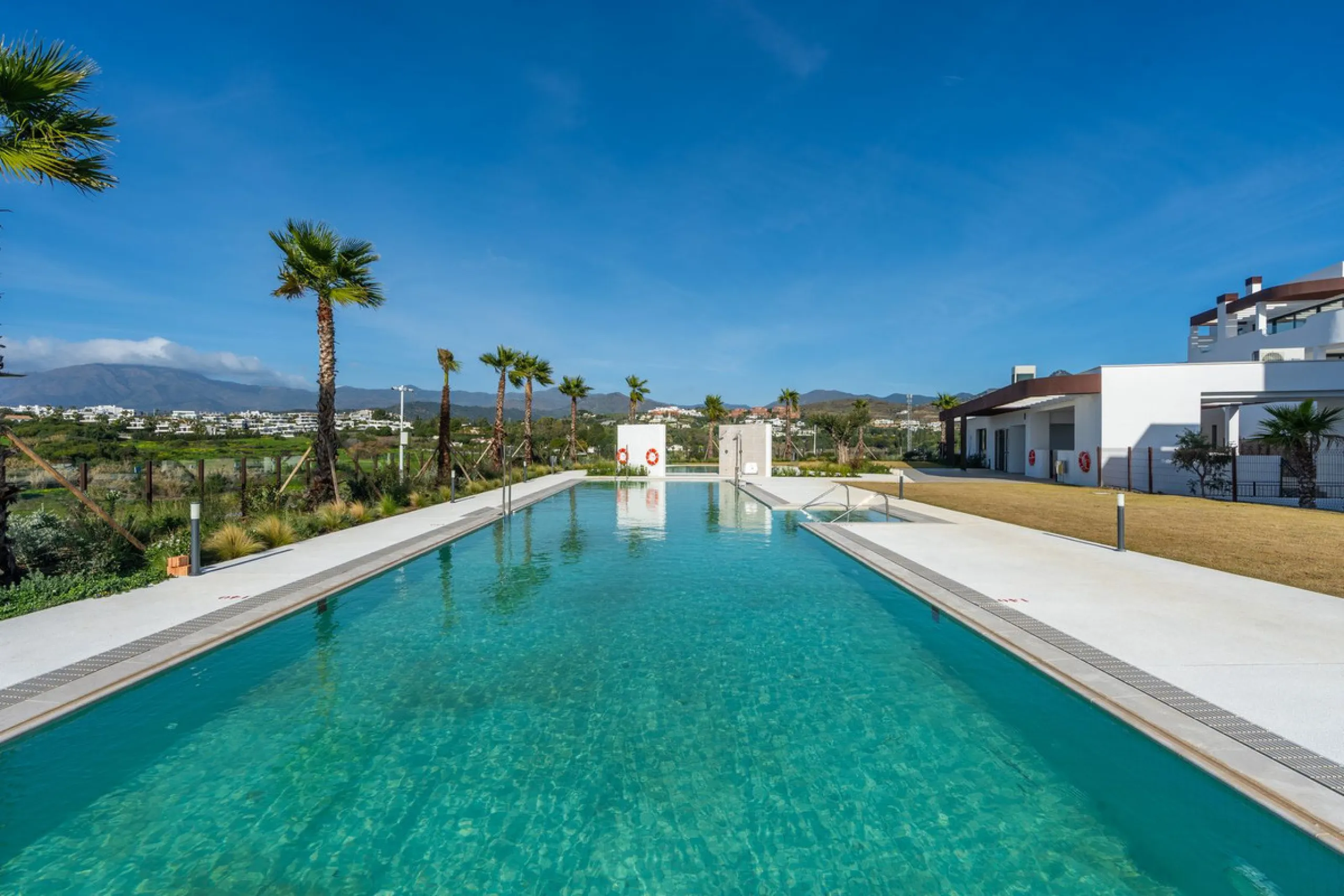 Exclusive ground floor apartment with private garden located in a modern resort-style residential complex in Cancelada, on the prestigious New  Milla de Oro (**Estepona**).