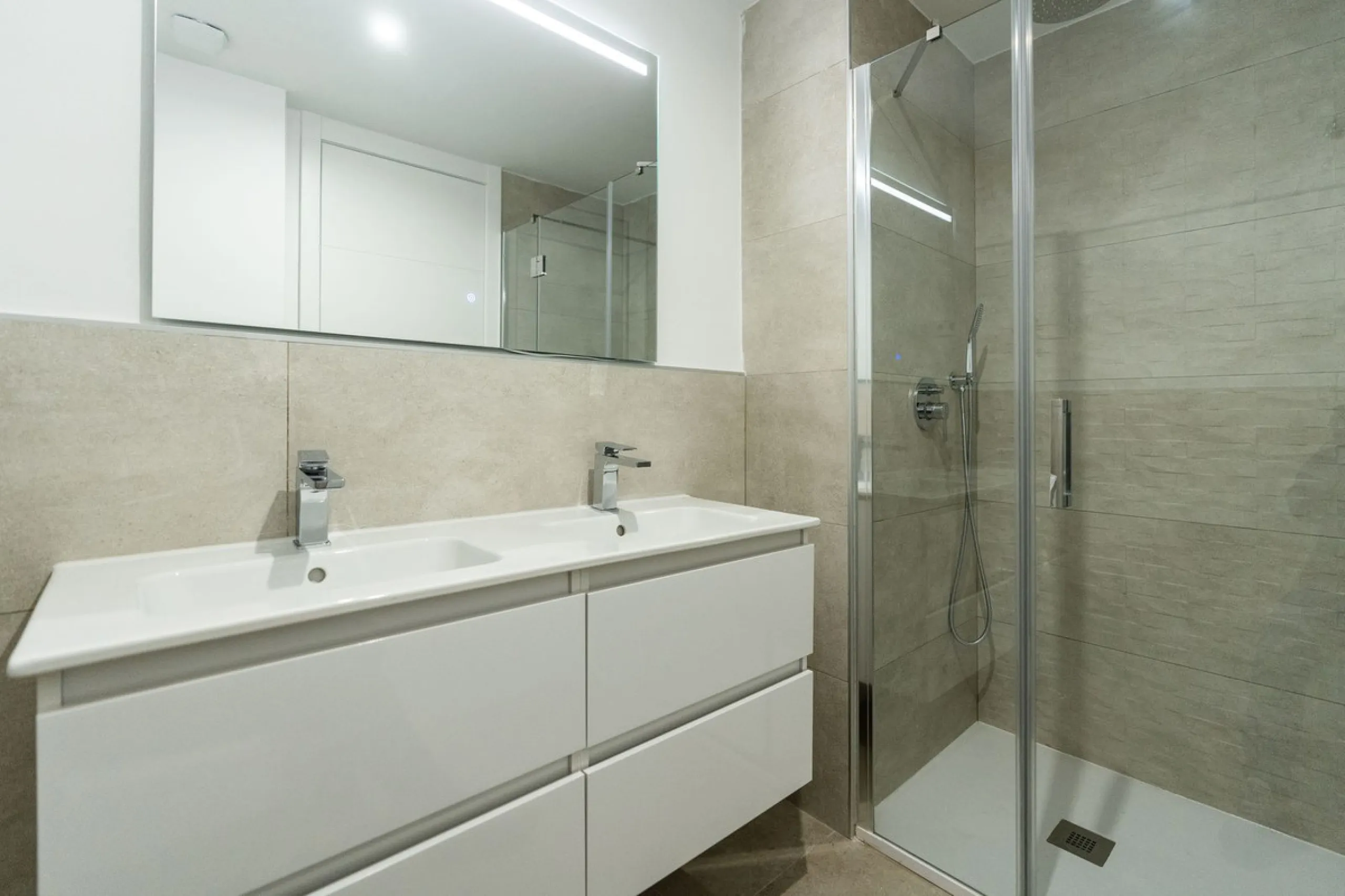 Exclusive ground floor apartment with private garden located in a modern resort-style residential complex in Cancelada, on the prestigious New  Milla de Oro (**Estepona**).