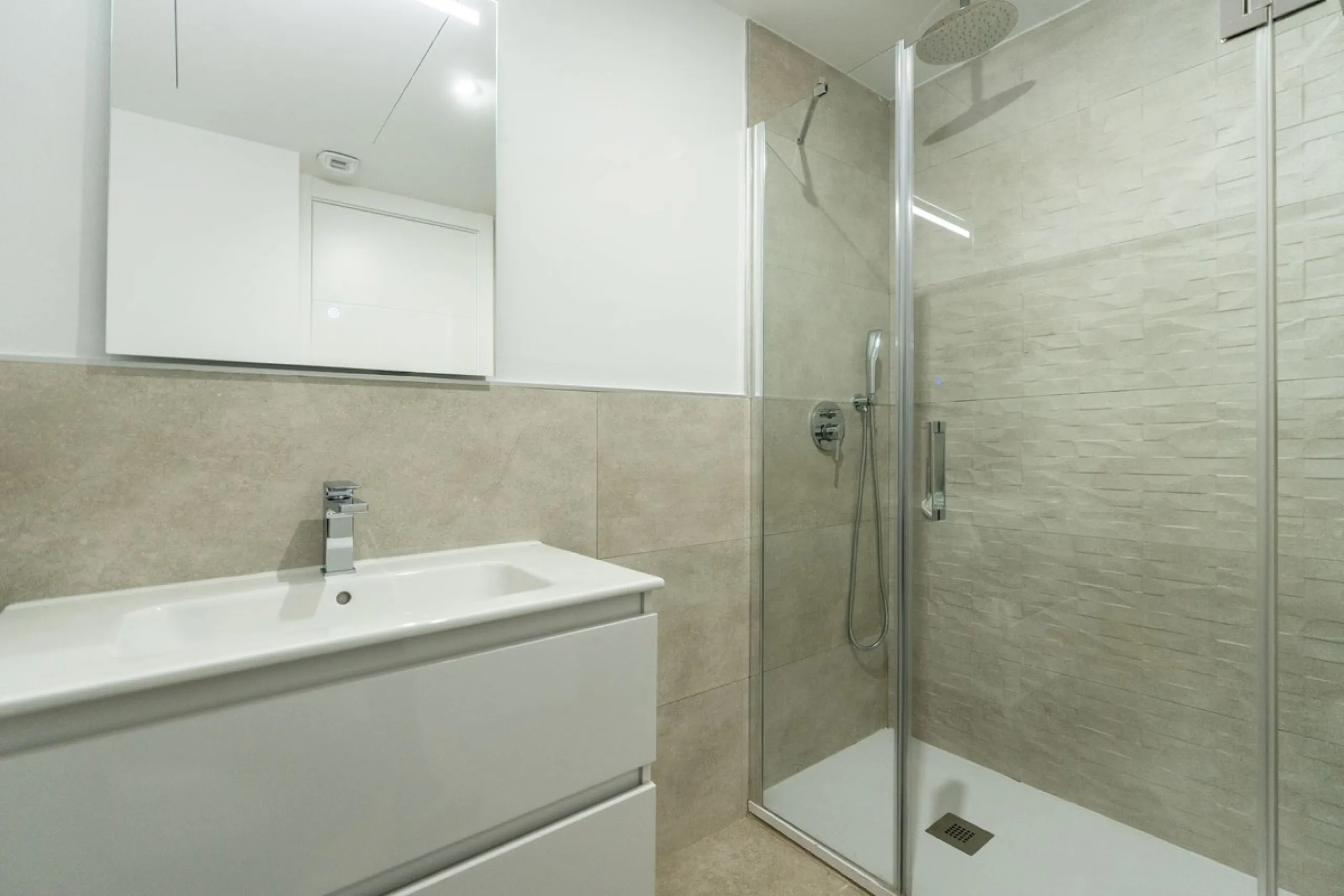 Exclusive ground floor apartment with private garden located in a modern resort-style residential complex in Cancelada, on the prestigious New  Milla de Oro (**Estepona**).