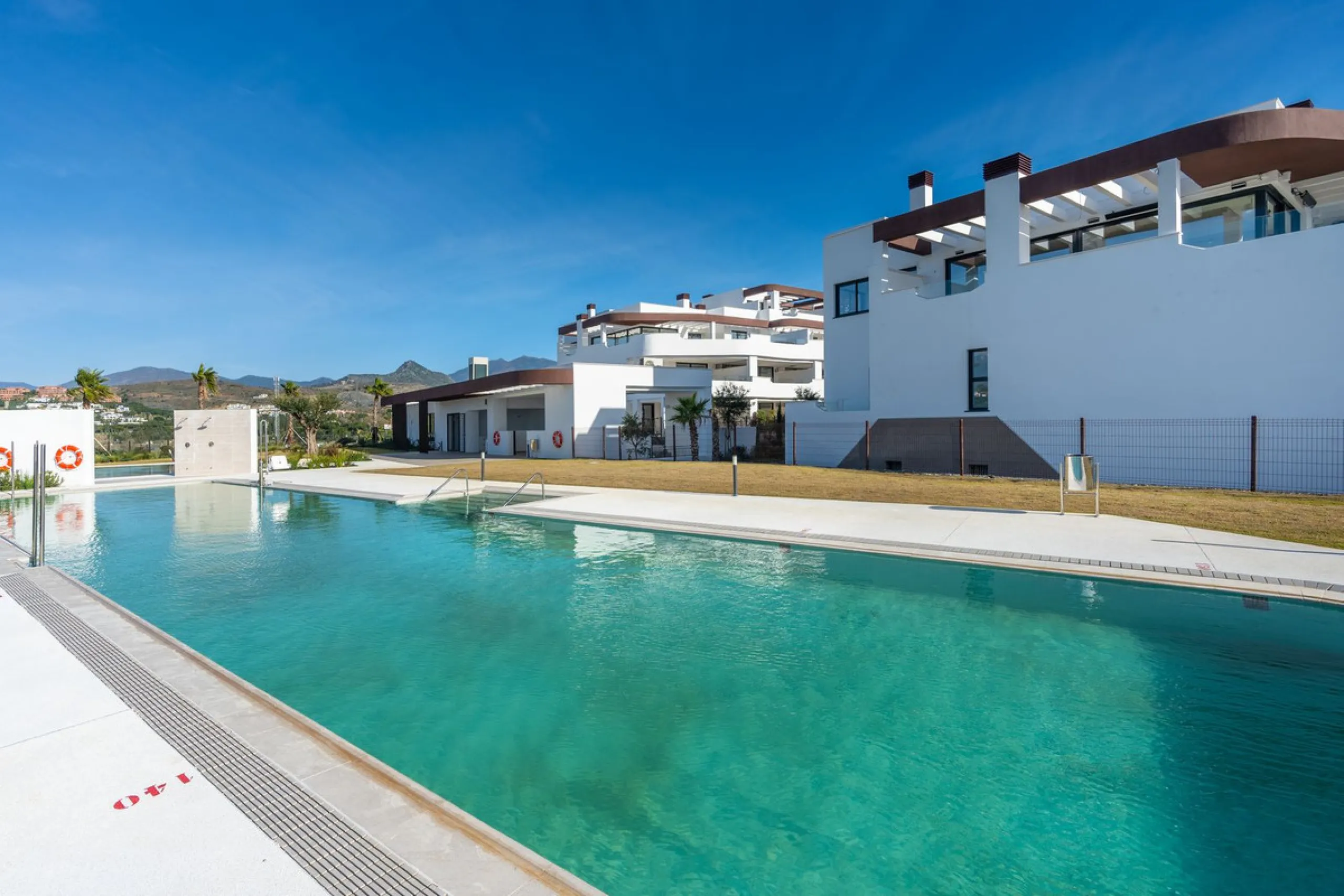Exclusive ground floor apartment with private garden located in a modern resort-style residential complex in Cancelada, on the prestigious New  Milla de Oro (**Estepona**).