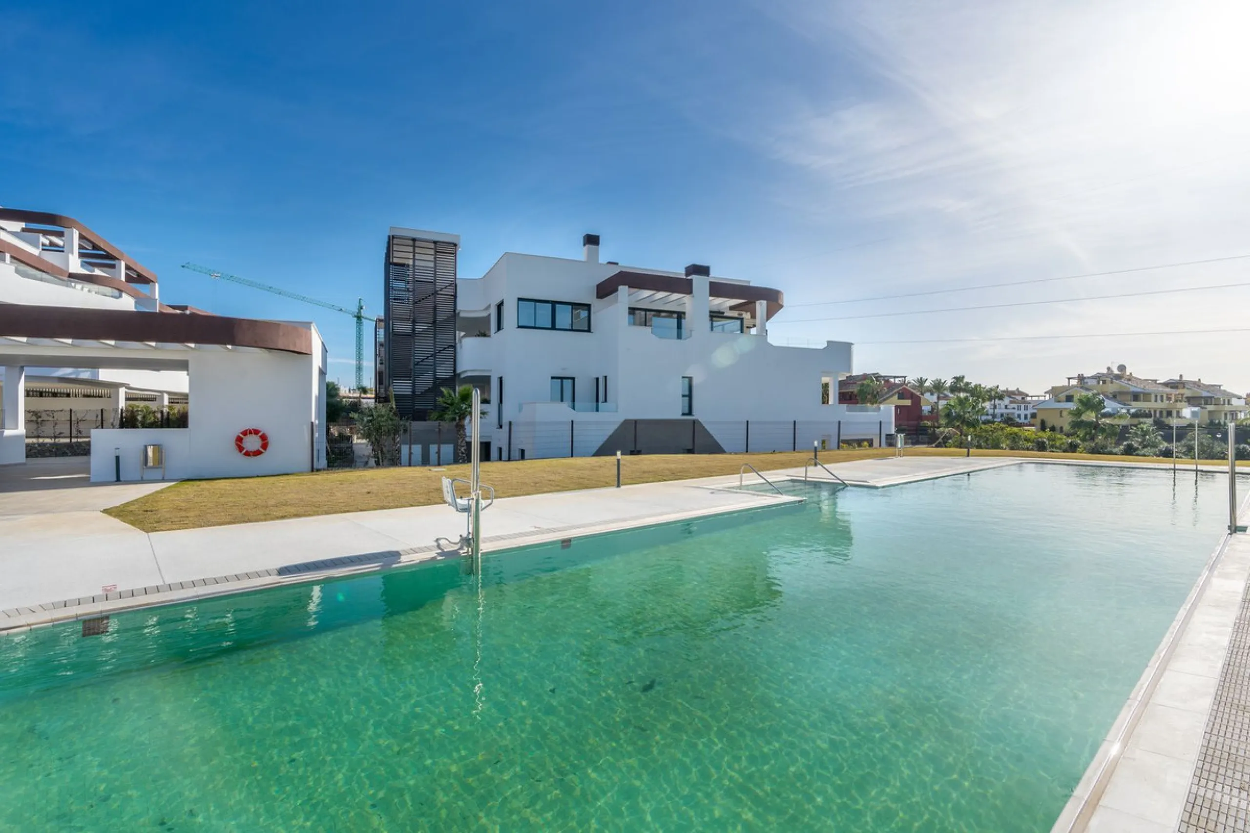 Exclusive ground floor apartment with private garden located in a modern resort-style residential complex in Cancelada, on the prestigious New  Milla de Oro (**Estepona**).
