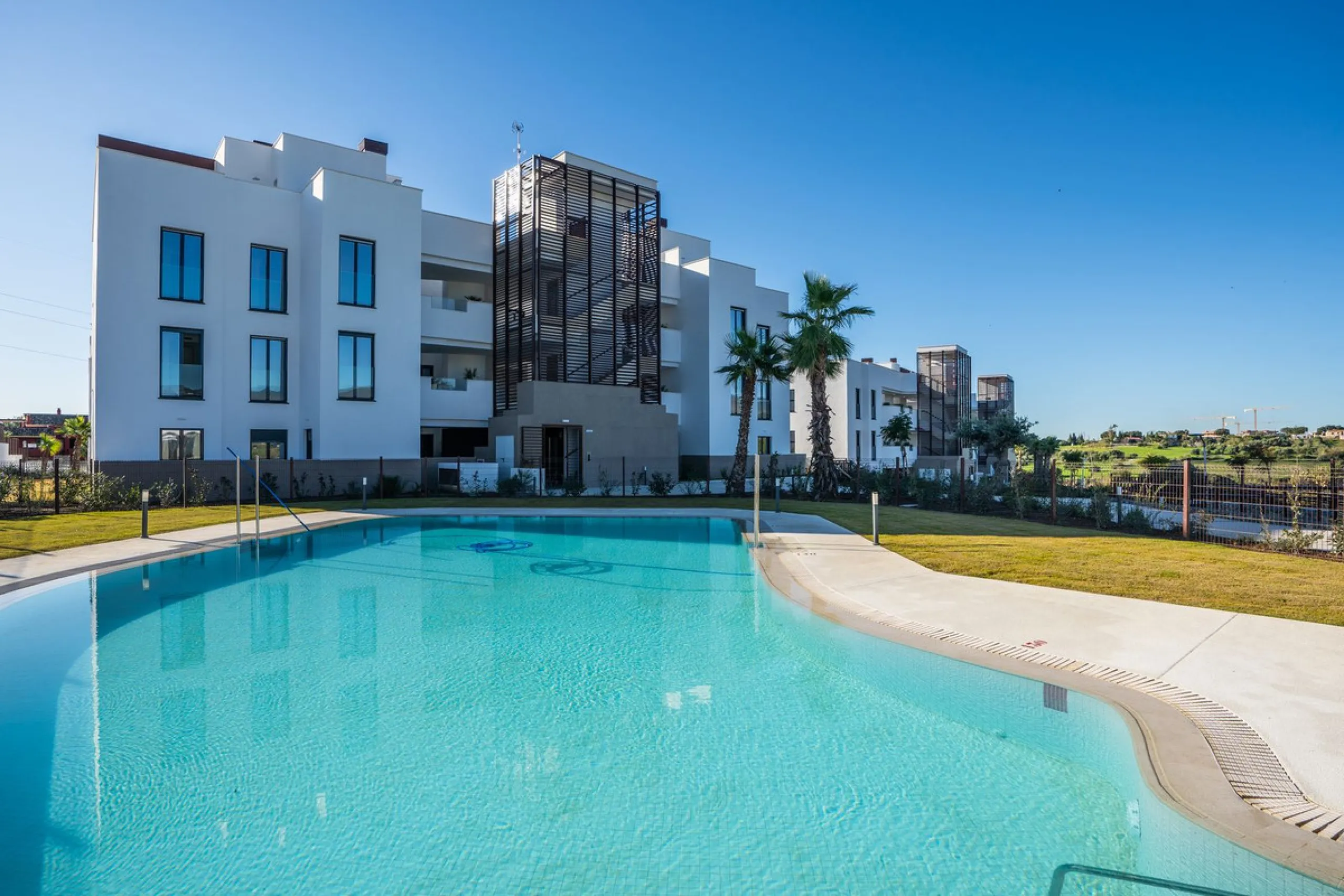 Exclusive ground floor apartment with private garden located in a modern resort-style residential complex in Cancelada, on the prestigious New  Milla de Oro (**Estepona**).