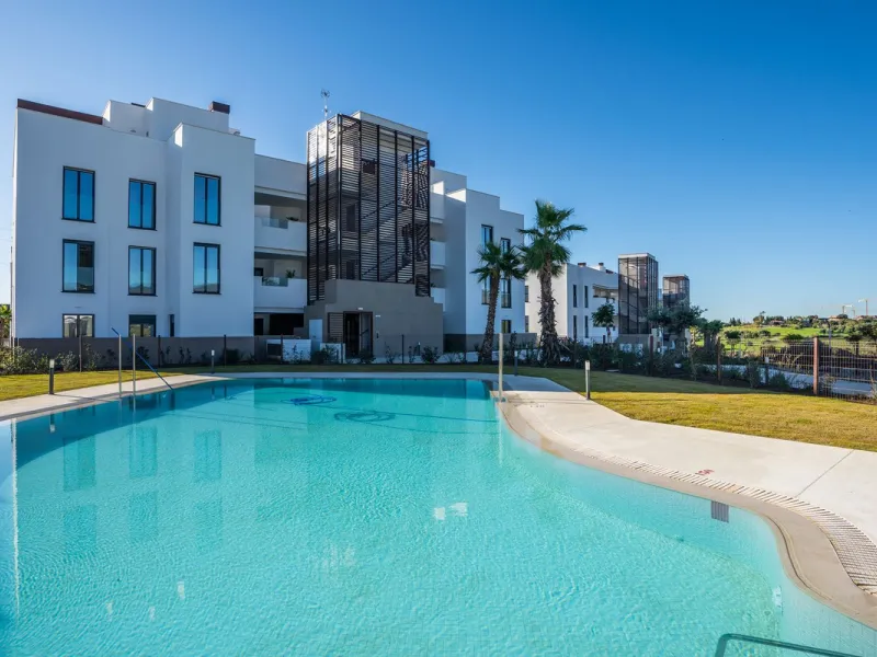 Exclusive ground floor apartment with private garden located in a modern resort-style residential complex in Cancelada, on the prestigious New  Milla de Oro (**Estepona**).