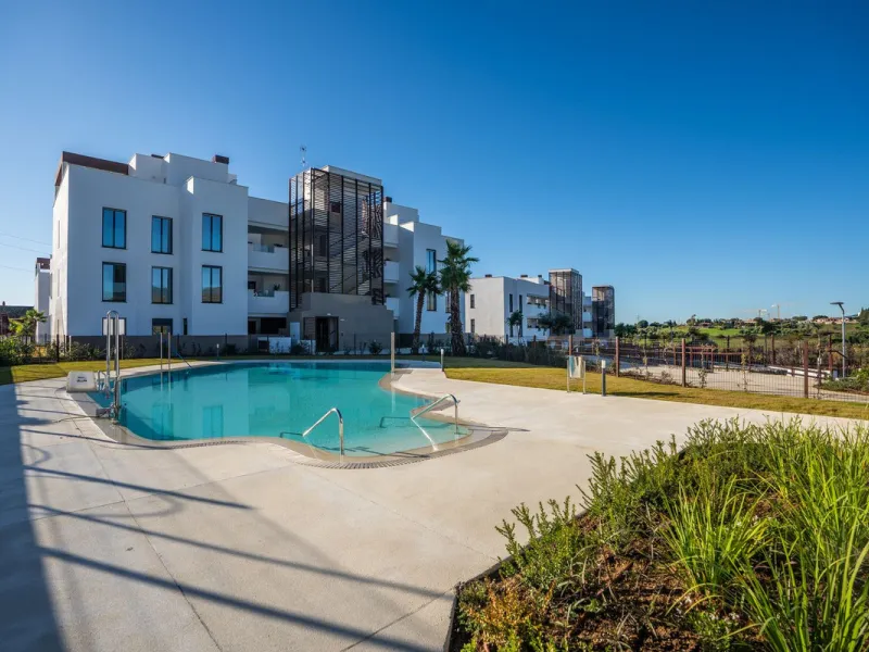 Exclusive ground floor apartment with private garden located in a modern resort-style residential complex in Cancelada, on the prestigious New  Milla de Oro (**Estepona**).
