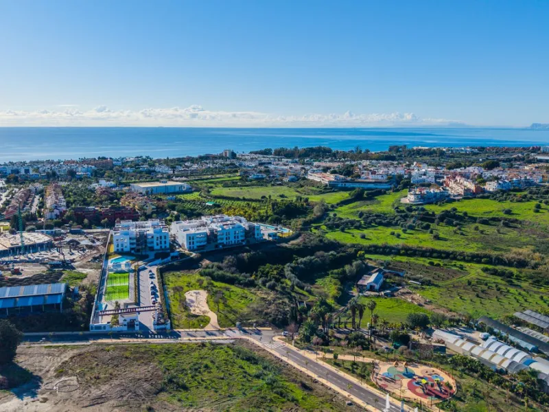 Exclusive ground floor apartment with private garden located in a modern resort-style residential complex in Cancelada, on the prestigious New  Milla de Oro (**Estepona**).