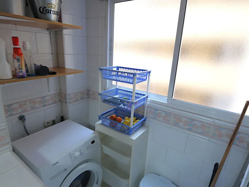 Apartment - Top Floor Apartment в продаже в Fuengirola, Málaga. В доме 3 спален и 2 ванных комнат. Площадь дома 132 м²