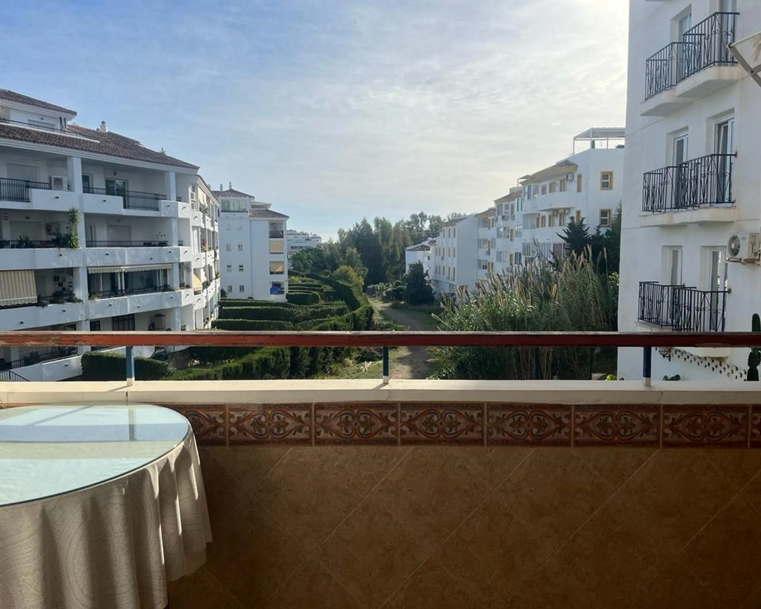 Apartment - Middle Floor Apartment в продаже в Mijas, Málaga. В доме 2 спален и 1 ванных комнат. Площадь дома 77 м²