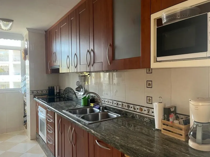 Apartment - Middle Floor Apartment в продаже в Mijas, Málaga. В доме 2 спален и 1 ванных комнат. Площадь дома 77 м²