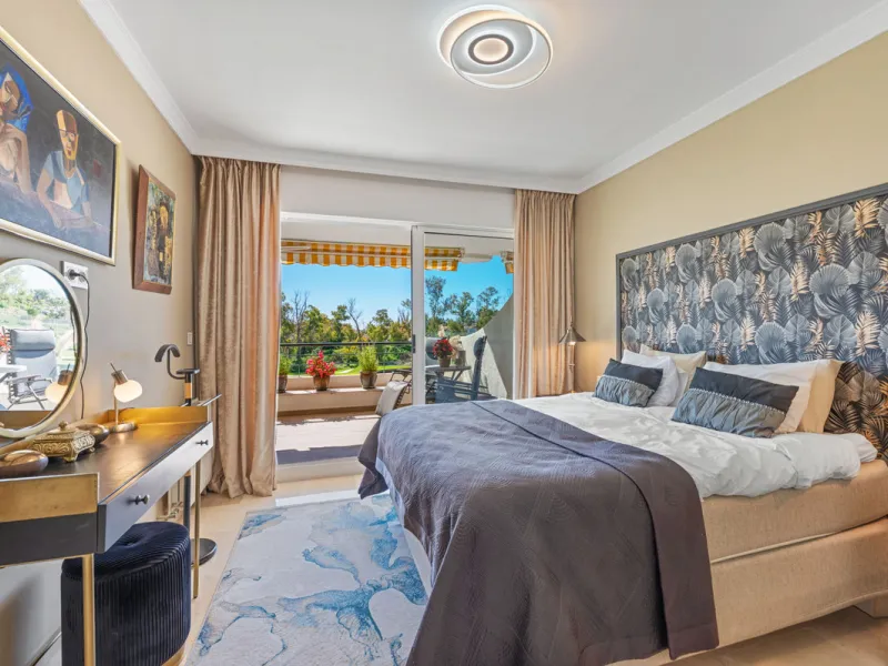 This truly special home combines space, light and tranquility in one of Guadalmina's most sought-after settings. Located on the first floor yet elevated above the golf course, the apartment enjoys the feel of a third floor or penthouse, with uninterrupted