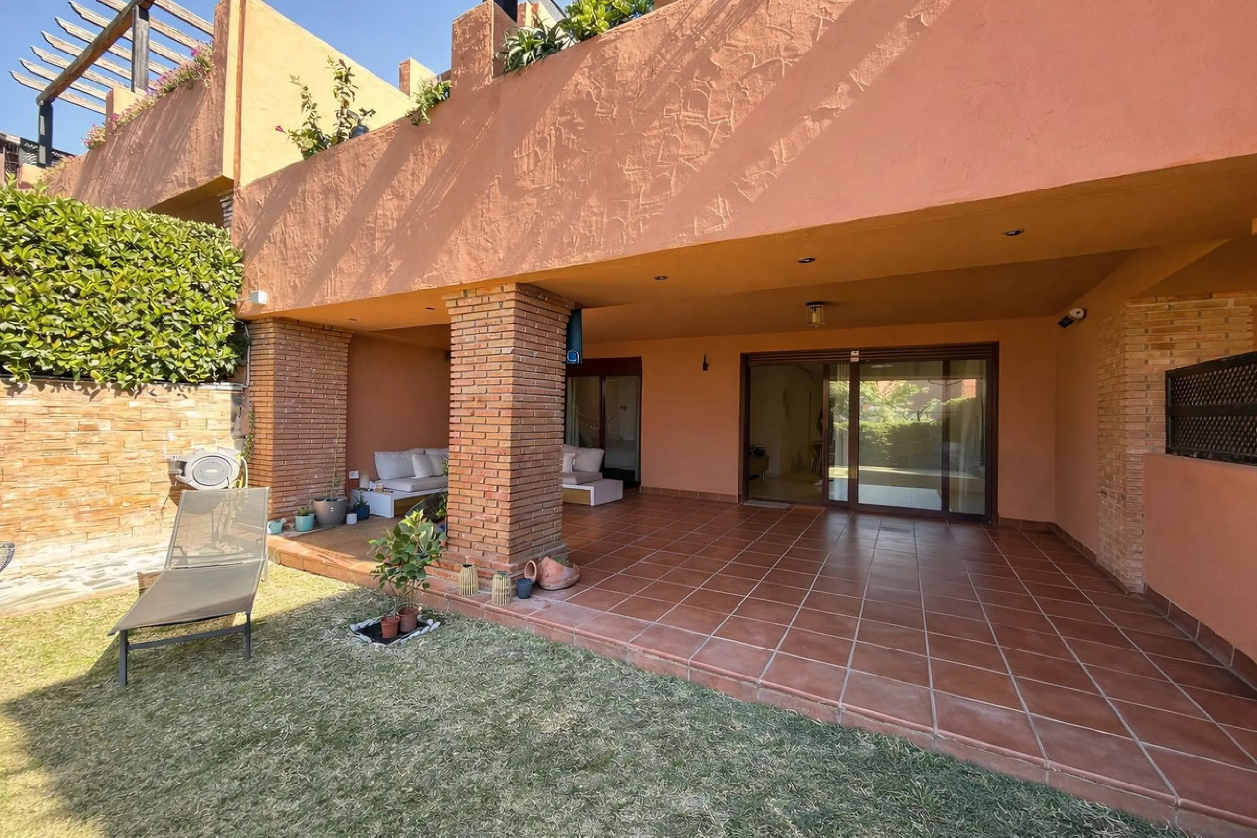 Ground Floor Apartment with Private Garden in Casares Golf Gardens