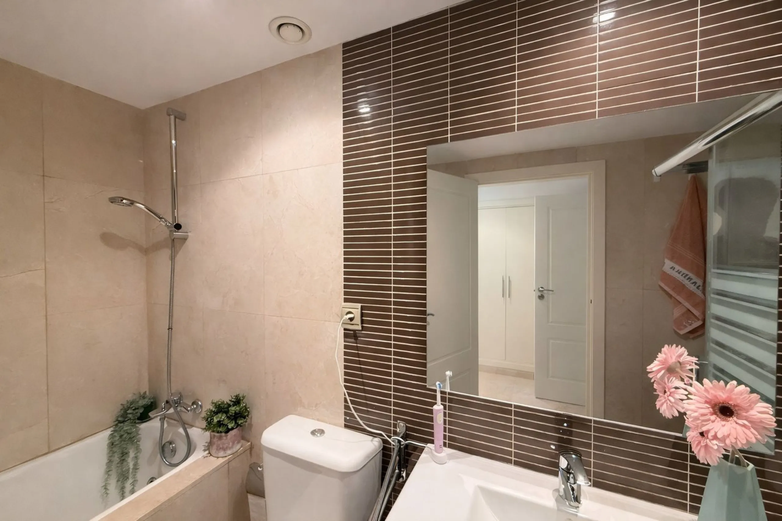 Ground Floor Apartment with Private Garden in Casares Golf Gardens