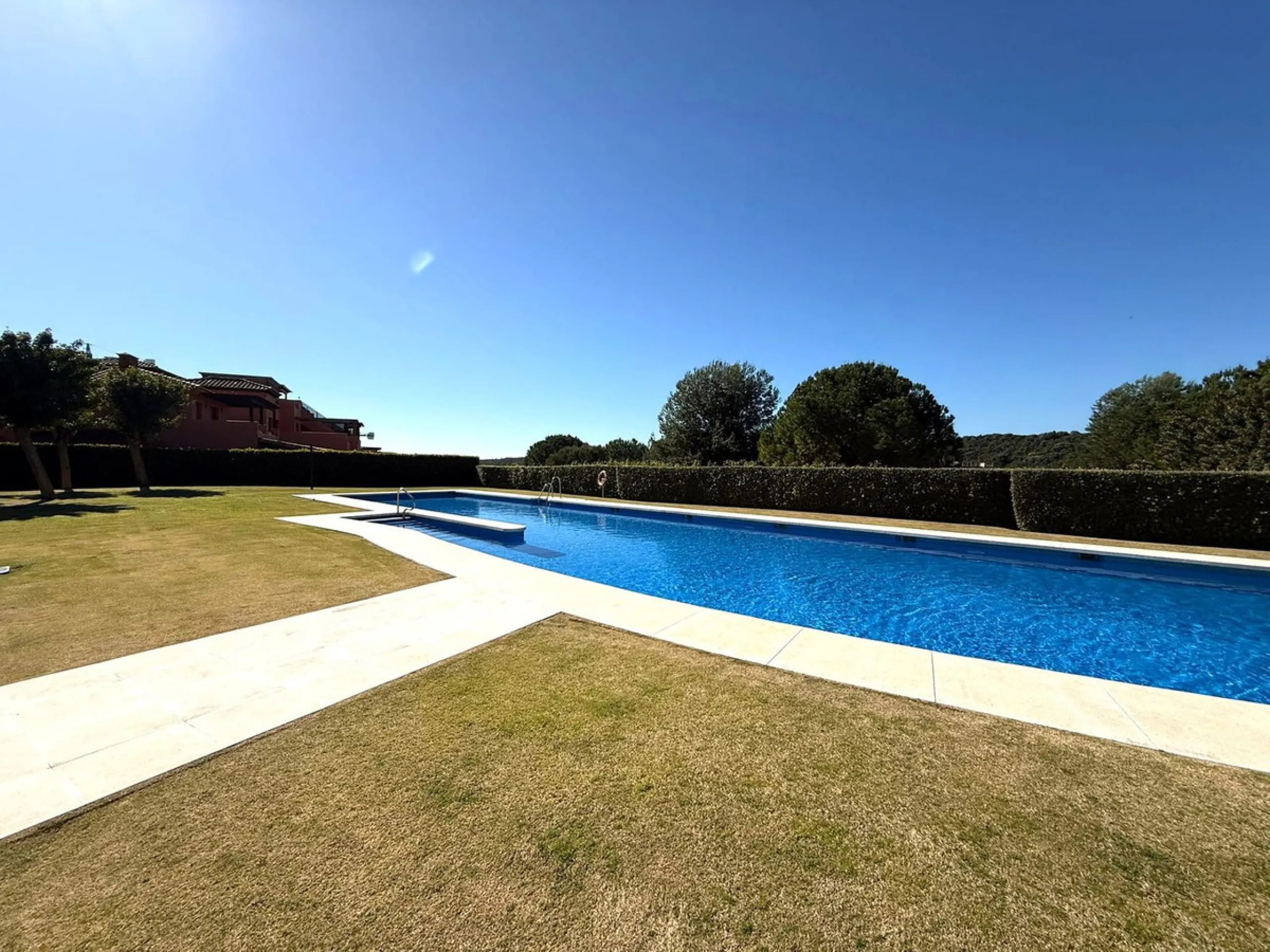 Ground Floor Apartment with Private Garden in Casares Golf Gardens