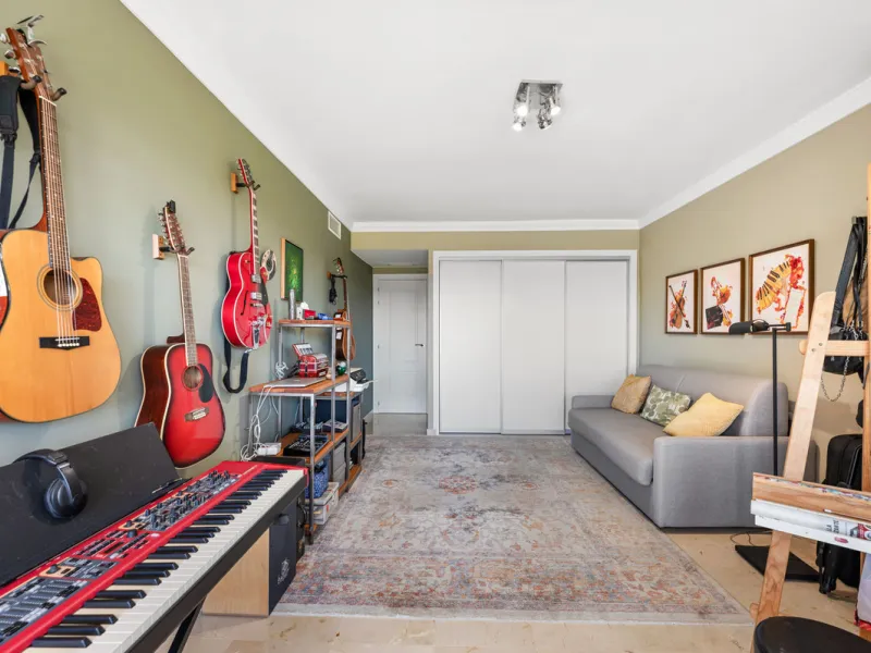 This truly special home combines space, light and tranquility in one of Guadalmina's most sought-after settings. Located on the first floor yet elevated above the golf course, the apartment enjoys the feel of a third floor or penthouse, with uninterrupted