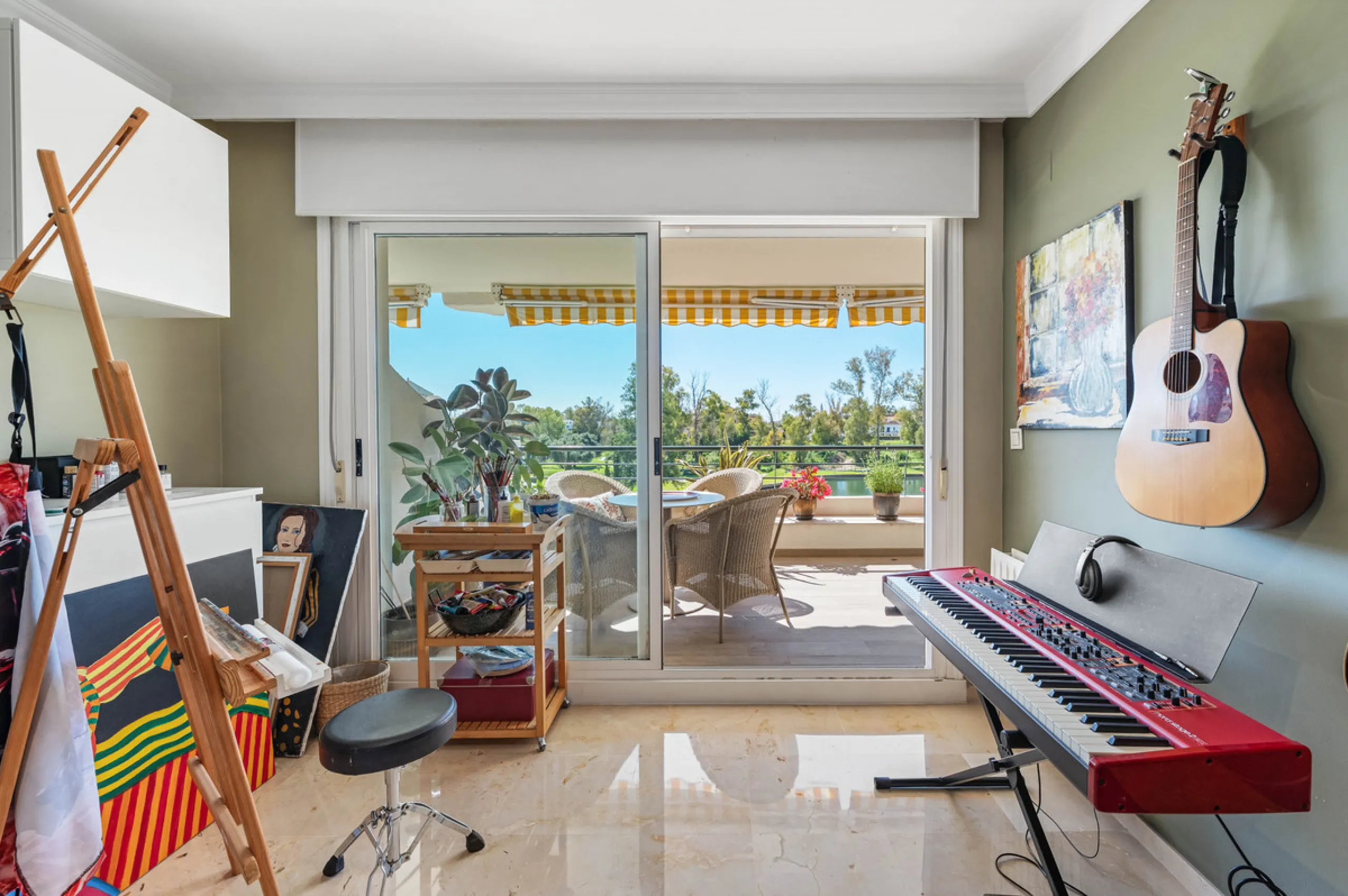 This truly special home combines space, light and tranquility in one of Guadalmina's most sought-after settings. Located on the first floor yet elevated above the golf course, the apartment enjoys the feel of a third floor or penthouse, with uninterrupted