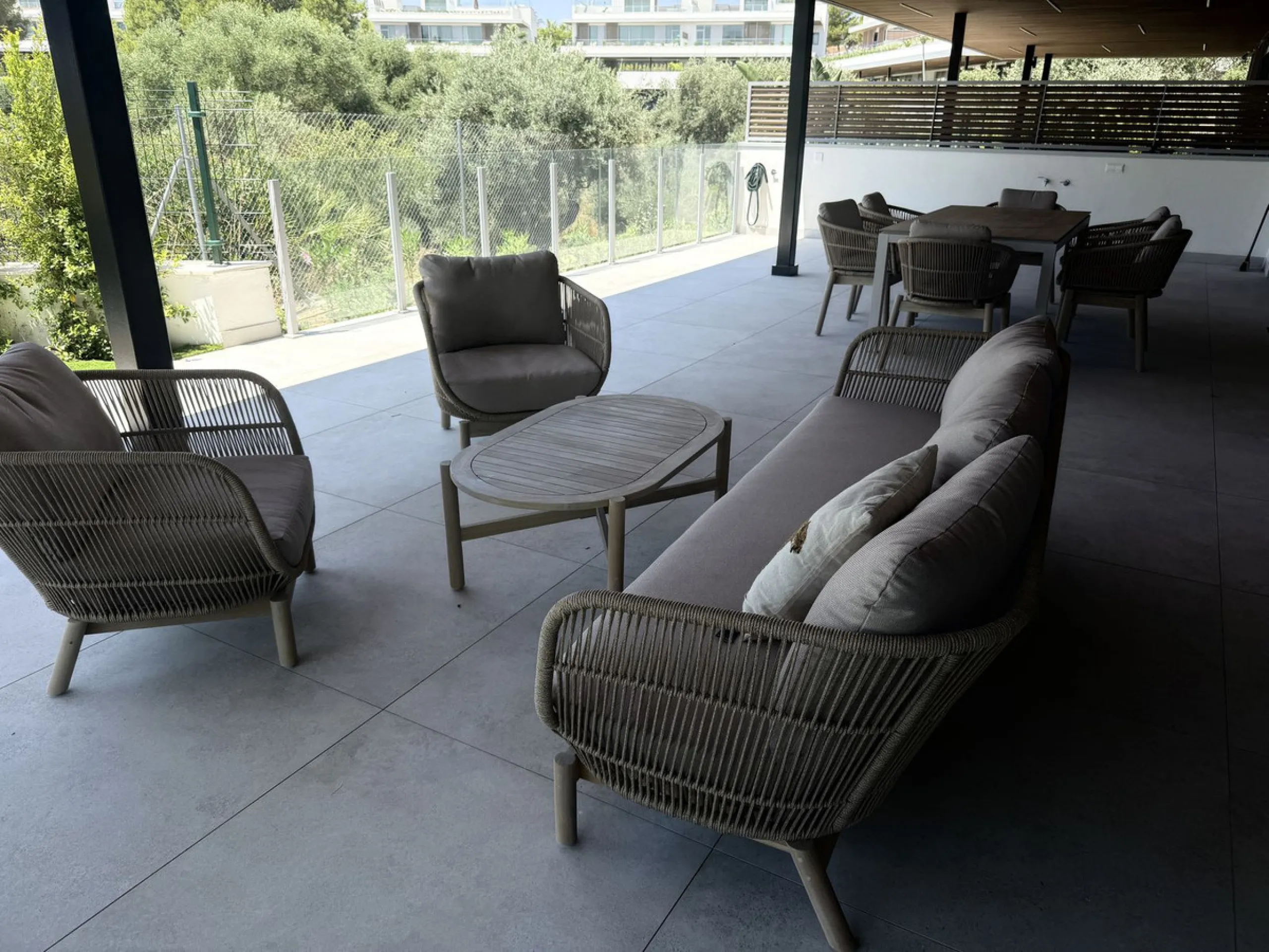 Apartment located in the prestigious Santa Clara Homes development, this exceptional garden duplex  apartment offers a rare combination of generous indoor - outdoor living, contrmporary desygn and complete privacy. Resales from Owner.