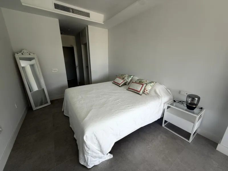 Apartment located in the prestigious Santa Clara Homes development, this exceptional garden duplex  apartment offers a rare combination of generous indoor - outdoor living, contrmporary desygn and complete privacy. Resales from Owner.