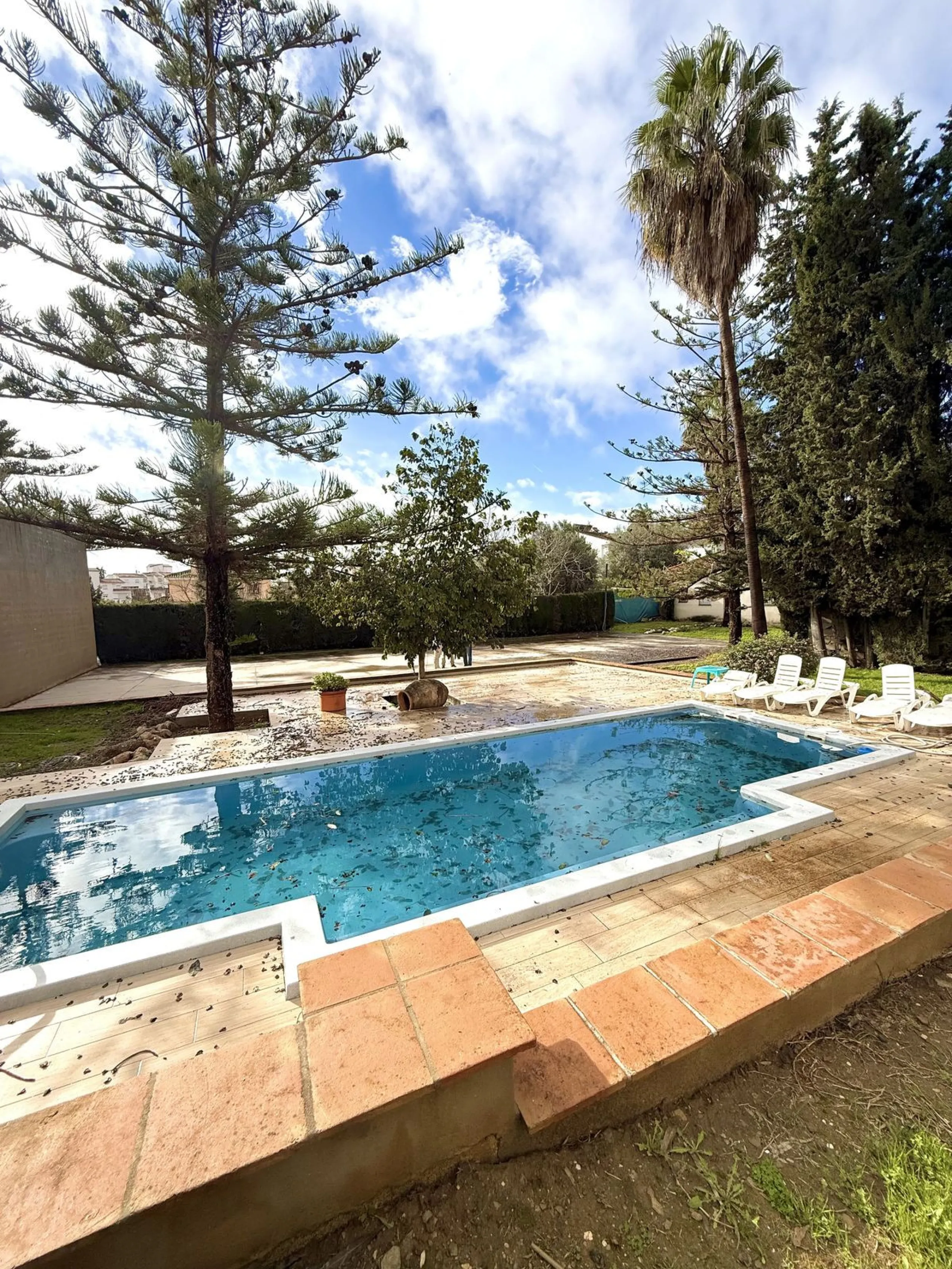 Villa for Sale in Campo Mijas – Large Plot with Multiple Possibilities