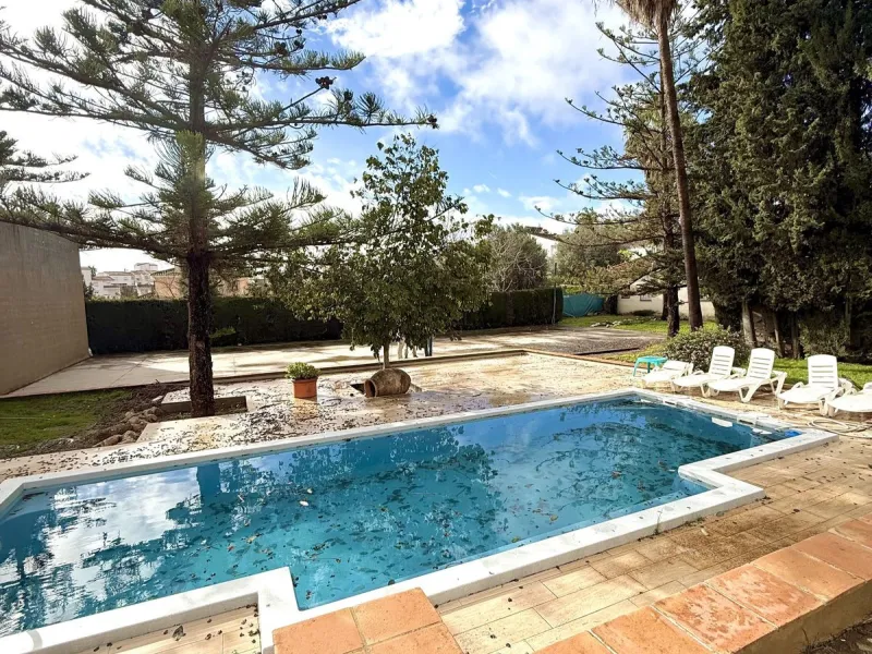 Villa for Sale in Campo Mijas – Large Plot with Multiple Possibilities