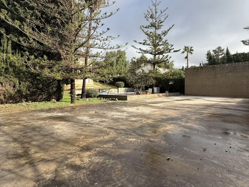 Villa for Sale in Campo Mijas – Large Plot with Multiple Possibilities
