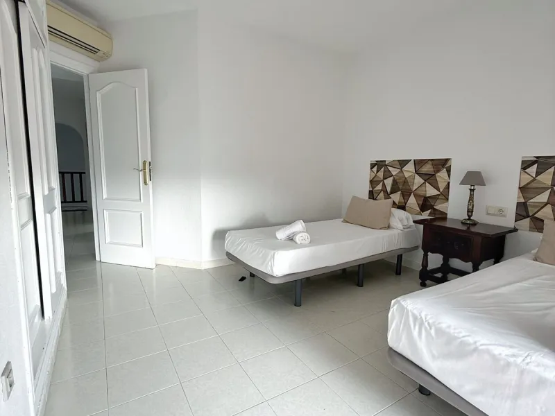 Villa for Sale in Campo Mijas – Large Plot with Multiple Possibilities