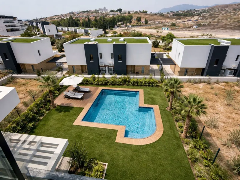 Brand new 3 bedroom semi detached villa for rent and sale located in the exclusive Serene Atalaya residential complex on the New Golden Mile in Estepona. The villa is built in a contemporary modern architectural style using high quality materials and offe