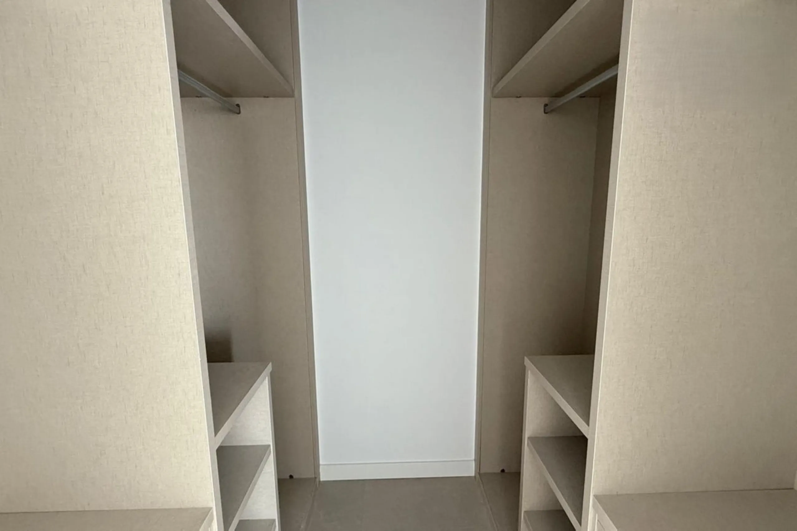 Brand new 3 bedroom semi detached villa for rent and sale located in the exclusive Serene Atalaya residential complex on the New Golden Mile in Estepona. The villa is built in a contemporary modern architectural style using high quality materials and offe