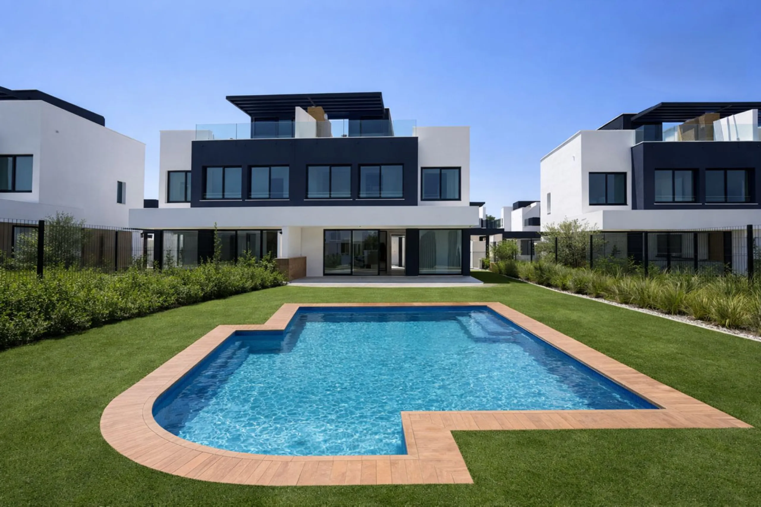 Brand new 3 bedroom semi detached villa for rent and sale located in the exclusive Serene Atalaya residential complex on the New Golden Mile in Estepona. The villa is built in a contemporary modern architectural style using high quality materials and offe