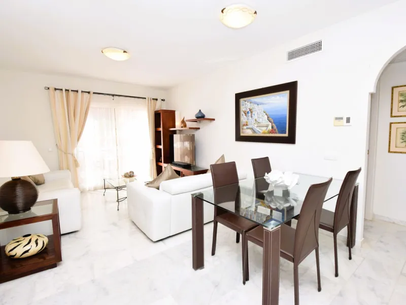 This is an immaculately presented penthouse in La Reserva de Marbella just minutes from Cabopino, Elviria and their lovely beaches. This penthouse has a large west facing terrace which offers great winter sun and sea views and upstairs is a huge roof terr