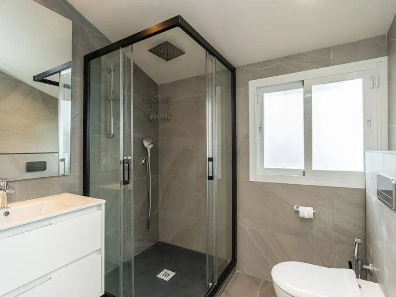 Just 50 metres from the beach, this beautifully renovated and modernised four bedroom, three bathroom villa is set on a spacious, flat plot featuring a large swimming pool and lush mature garden. The property boasts a fully upgraded kitchen and bathrooms,