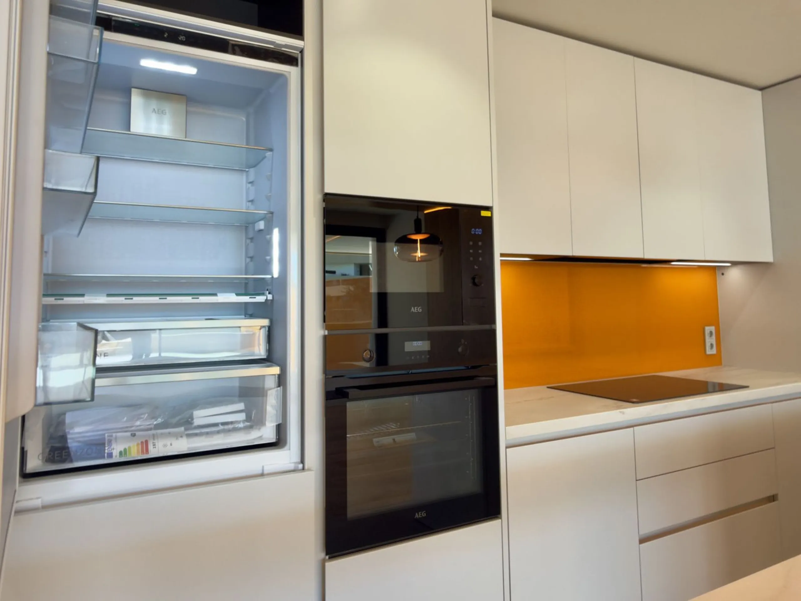 Exclusive apartment villa located in the prestigious South Residences, Higuerón Resort in Fuengirola, offering a refined balance of contemporary design, privacy, and resort-style living on the Costa del Sol.