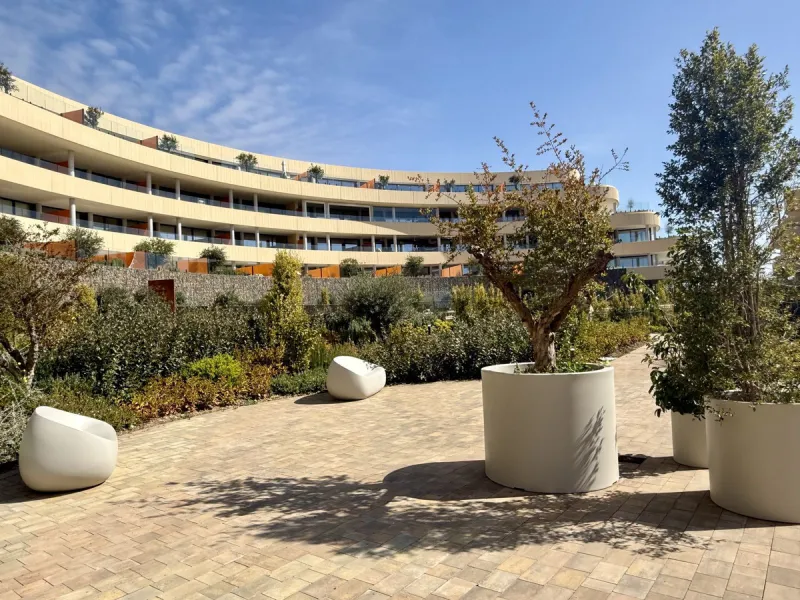 Exclusive apartment villa located in the prestigious South Residences, Higuerón Resort in Fuengirola, offering a refined balance of contemporary design, privacy, and resort-style living on the Costa del Sol.