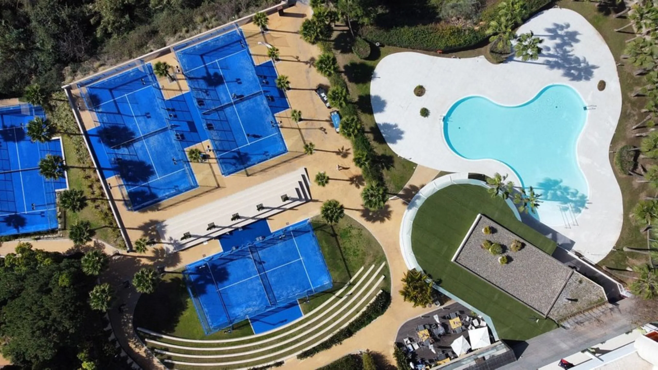 Exclusive apartment villa located in the prestigious South Residences, Higuerón Resort in Fuengirola, offering a refined balance of contemporary design, privacy, and resort-style living on the Costa del Sol.