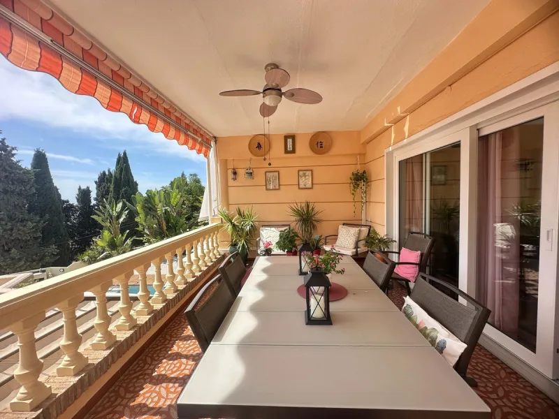 House - Detached Villa в продаже в Rincón de la Victoria, Málaga. В доме 4 спален и 3 ванных комнат. Площадь дома 187 м². Площадь участка 400 м²