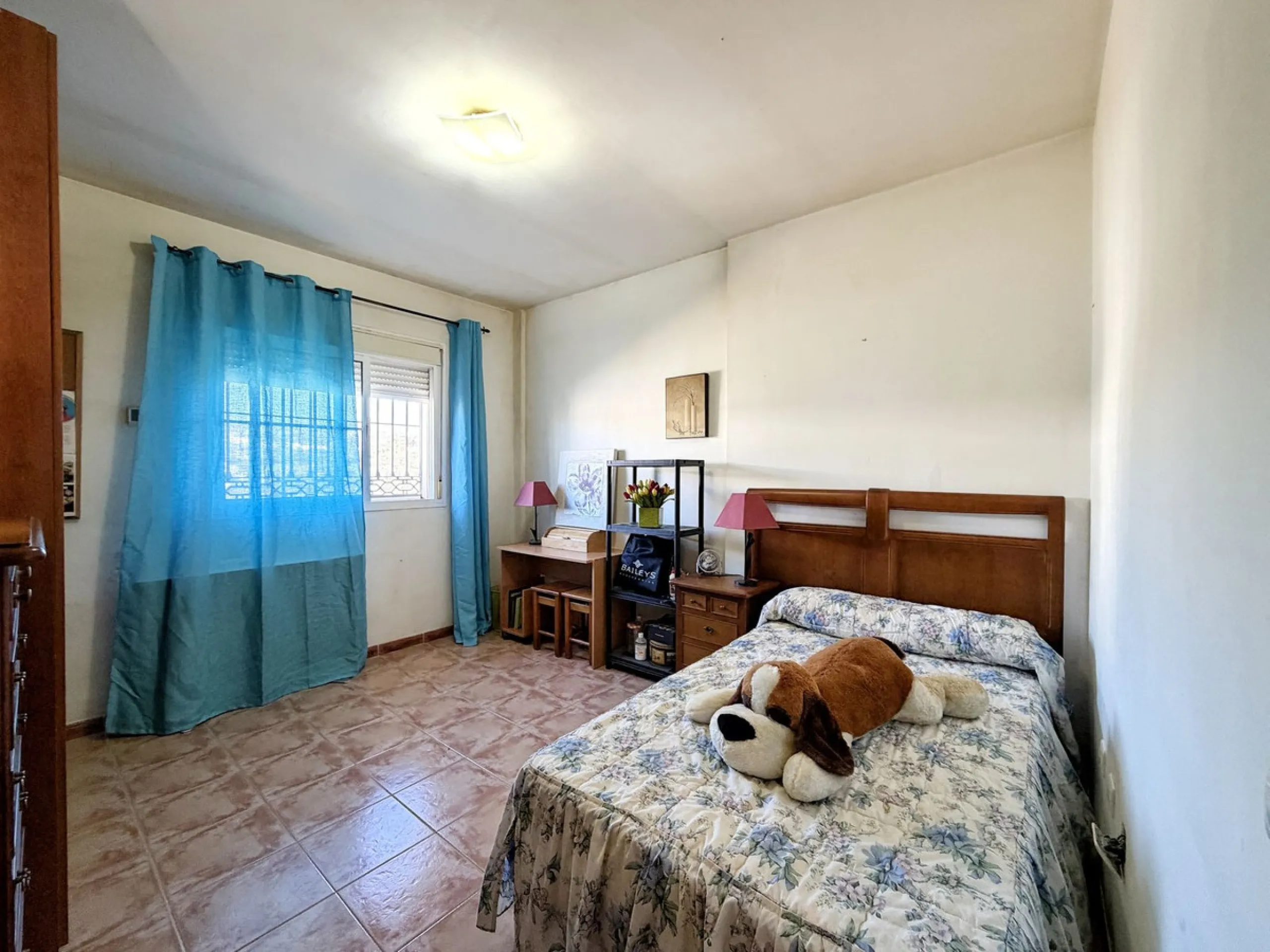 House - Detached Villa в продаже в Rincón de la Victoria, Málaga. В доме 4 спален и 3 ванных комнат. Площадь дома 354 м². Площадь участка 811 м²