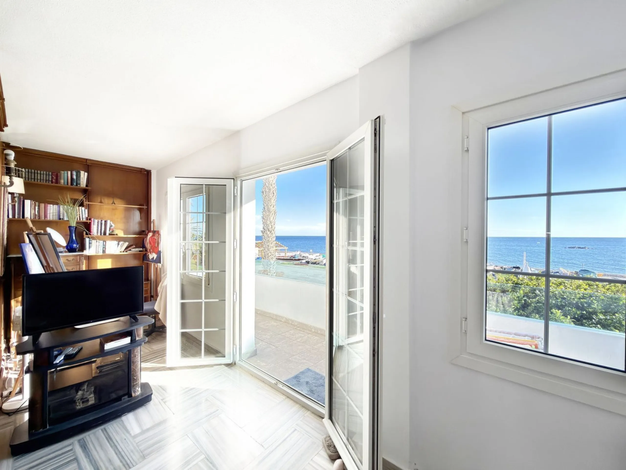 Apartment - Penthouse в продаже в Rincón de la Victoria, Málaga. В доме 3 спален и 2 ванных комнат. Площадь дома 205 м²