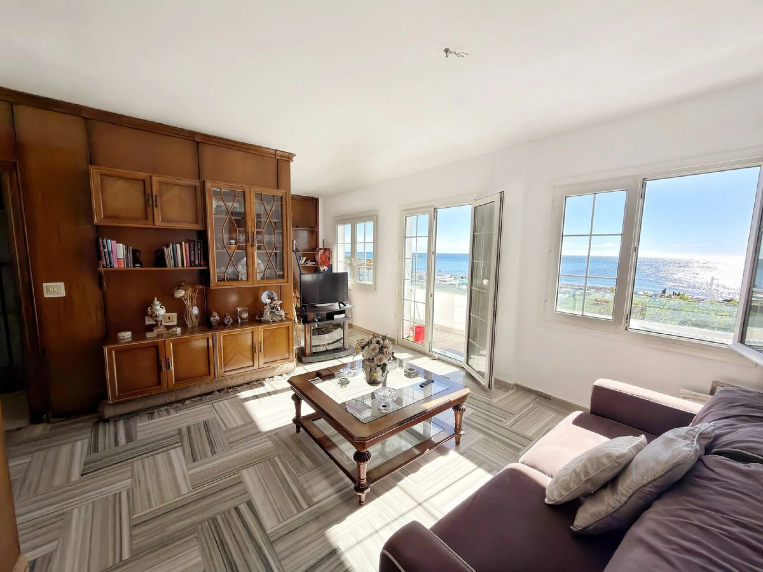 Apartment - Penthouse в продаже в Rincón de la Victoria, Málaga. В доме 3 спален и 2 ванных комнат. Площадь дома 205 м²