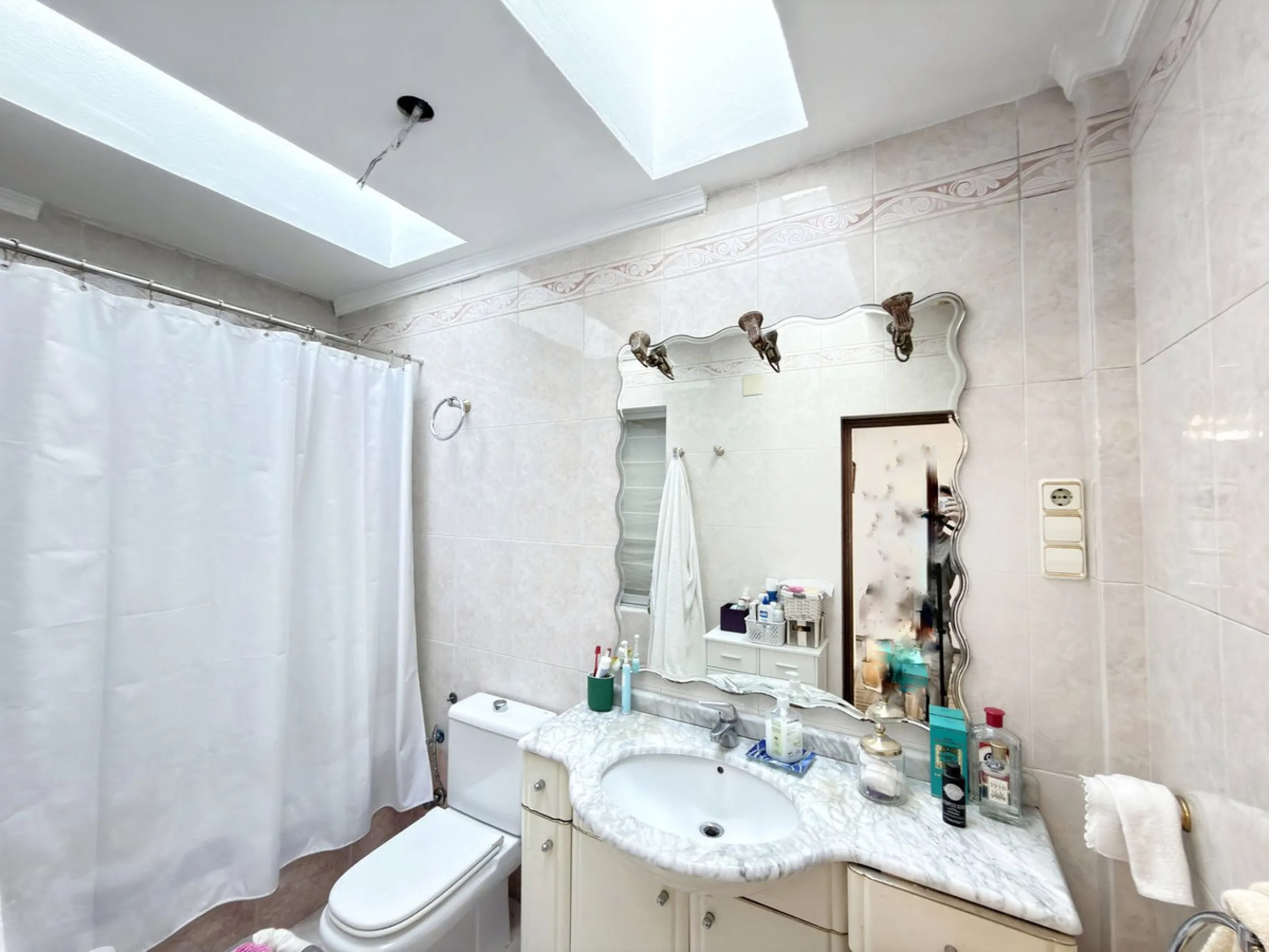 Apartment - Penthouse в продаже в Rincón de la Victoria, Málaga. В доме 3 спален и 2 ванных комнат. Площадь дома 205 м²