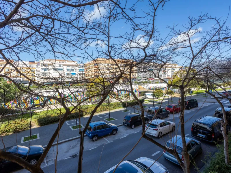 Apartment - Middle Floor Apartment в продаже в Marbella, Málaga. В доме 2 спален и 2 ванных комнат. Площадь дома 100 м²