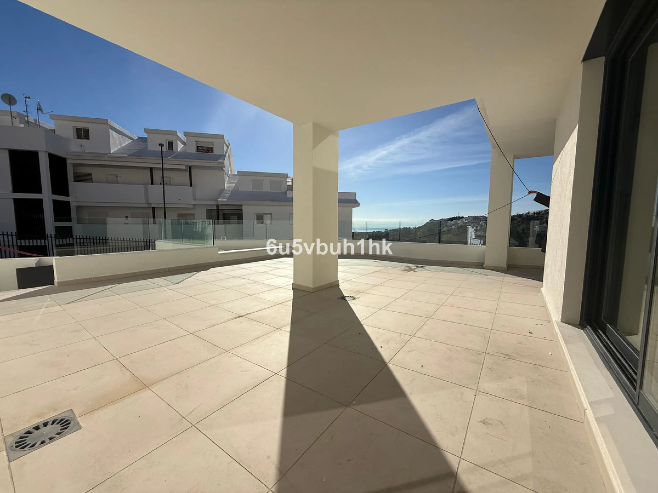 House - Townhouse в продаже в Benalmadena, Málaga. В доме 4 спален и 3 ванных комнат. Площадь дома 186 м². Площадь участка 200 м²