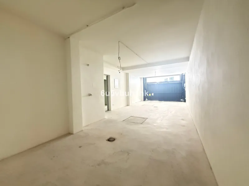 House - Townhouse в продаже в Benalmadena, Málaga. В доме 4 спален и 3 ванных комнат. Площадь дома 186 м². Площадь участка 200 м²